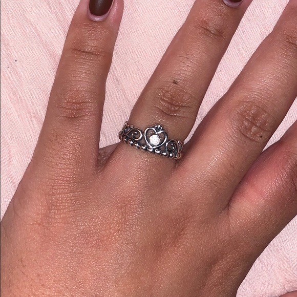 ✨HOST PICK ✨ Pandora Princess Ring - Picture 8 of 10